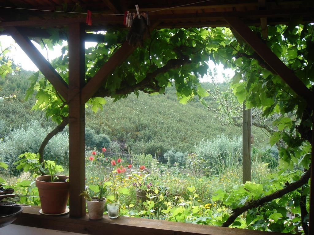 Vale De Garcia Al 5357 Villa Colos  Værelse billede